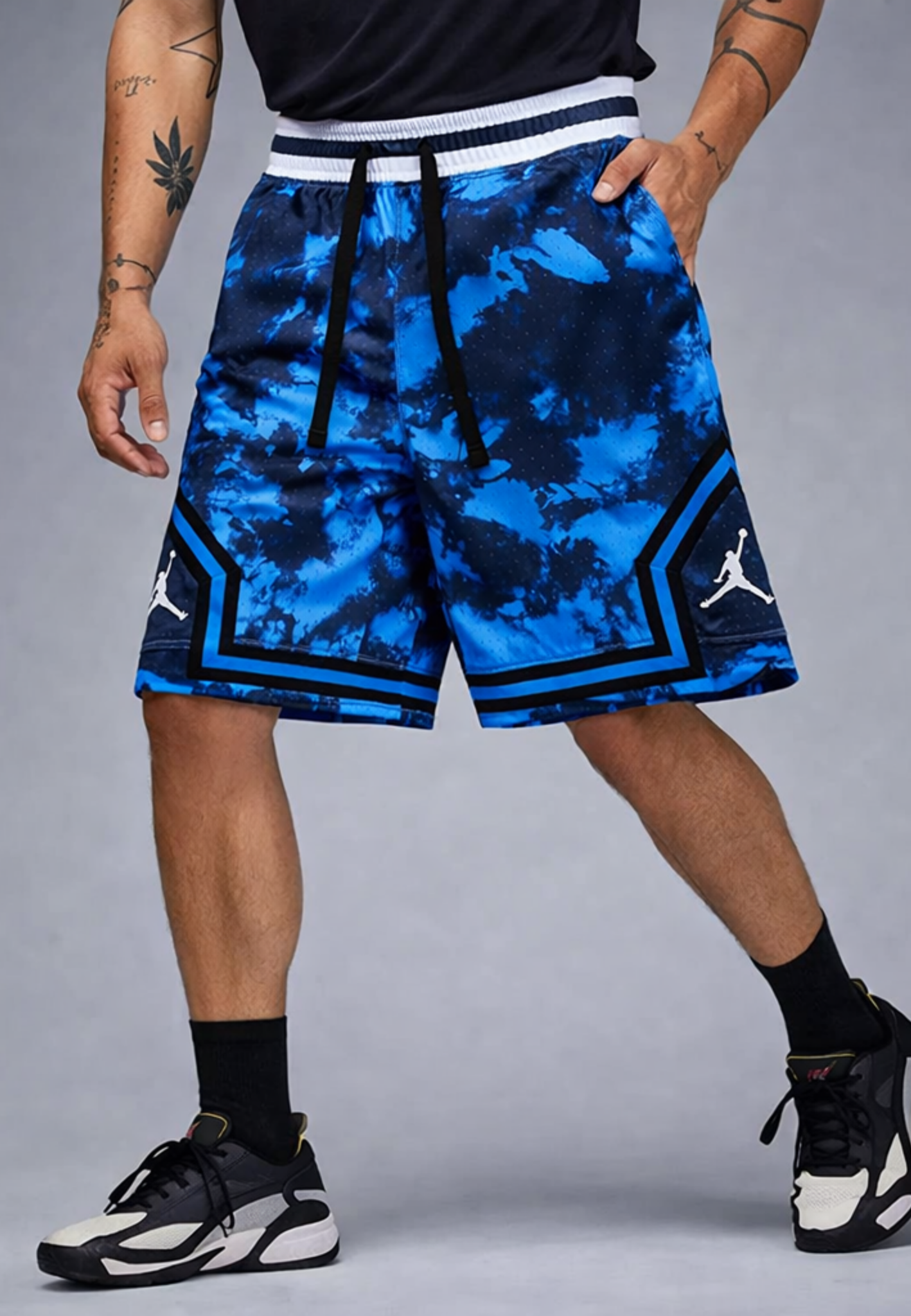 JORDAN DIAMOND SHORT - MAVI