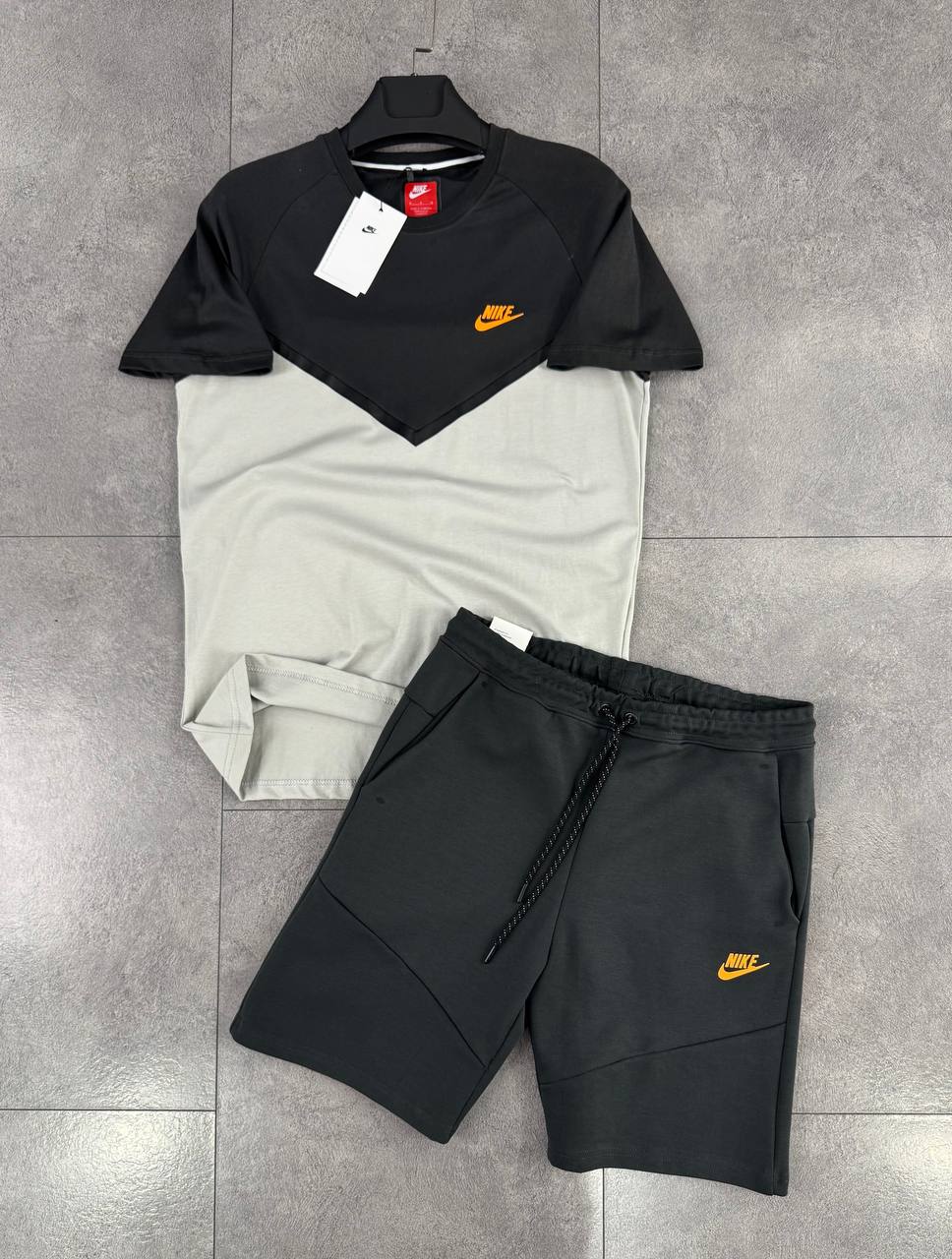 TECH FLEECE YAZLIK TAKIM - BEYAZ/SIYAH V