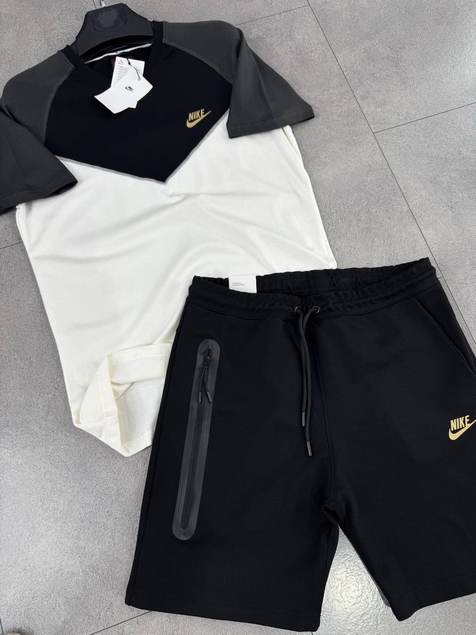 TECH FLEECE YAZLIK TAKIM - BEYAZ/SIYAH G
