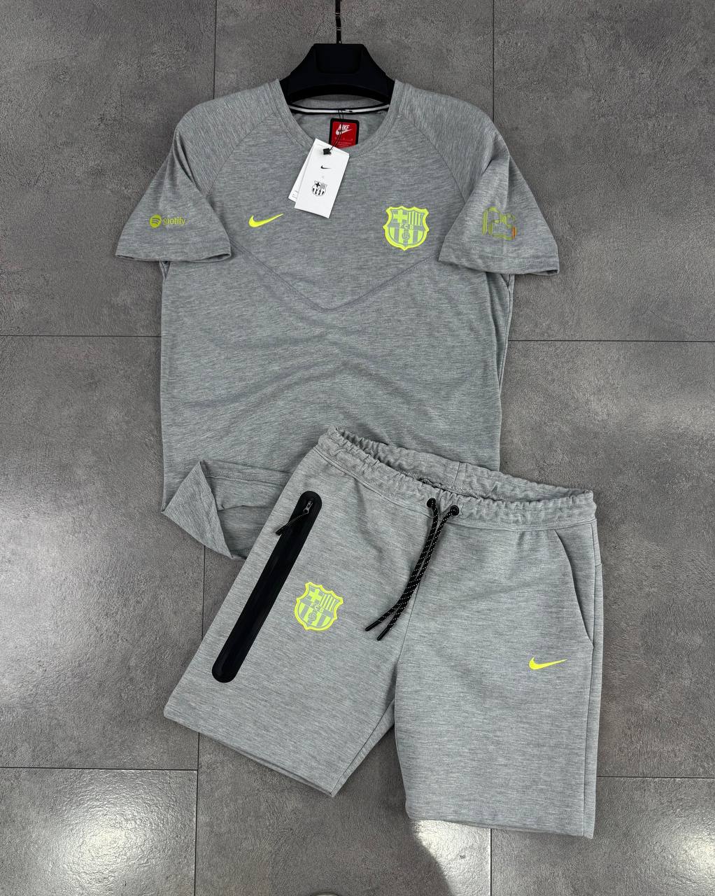 TECH FLEECE YAZLIK TAKIM - BARCELONA-GRI