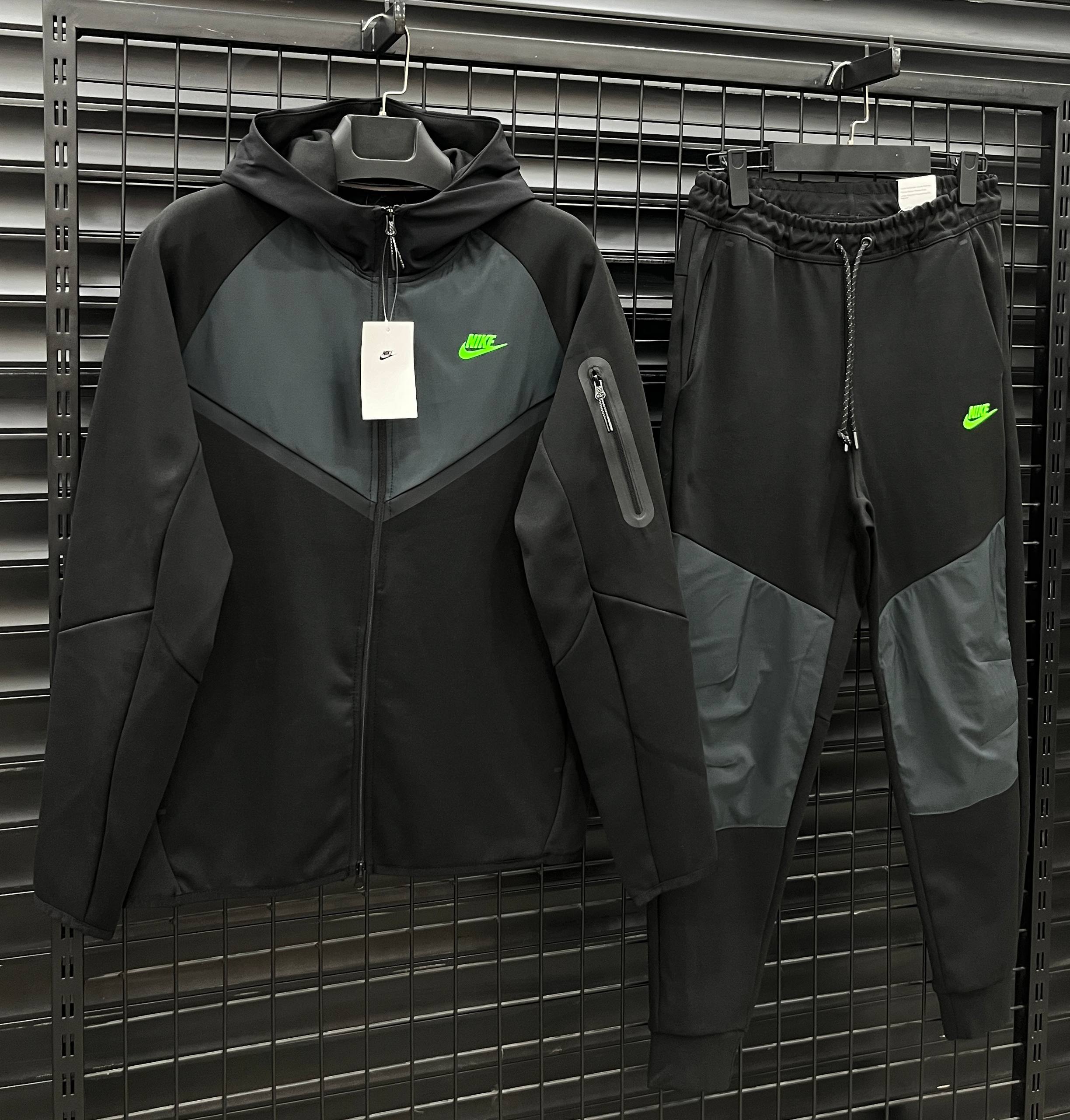 TECH FLEECE 2025 TAKIM - SIYAH/ATRST N