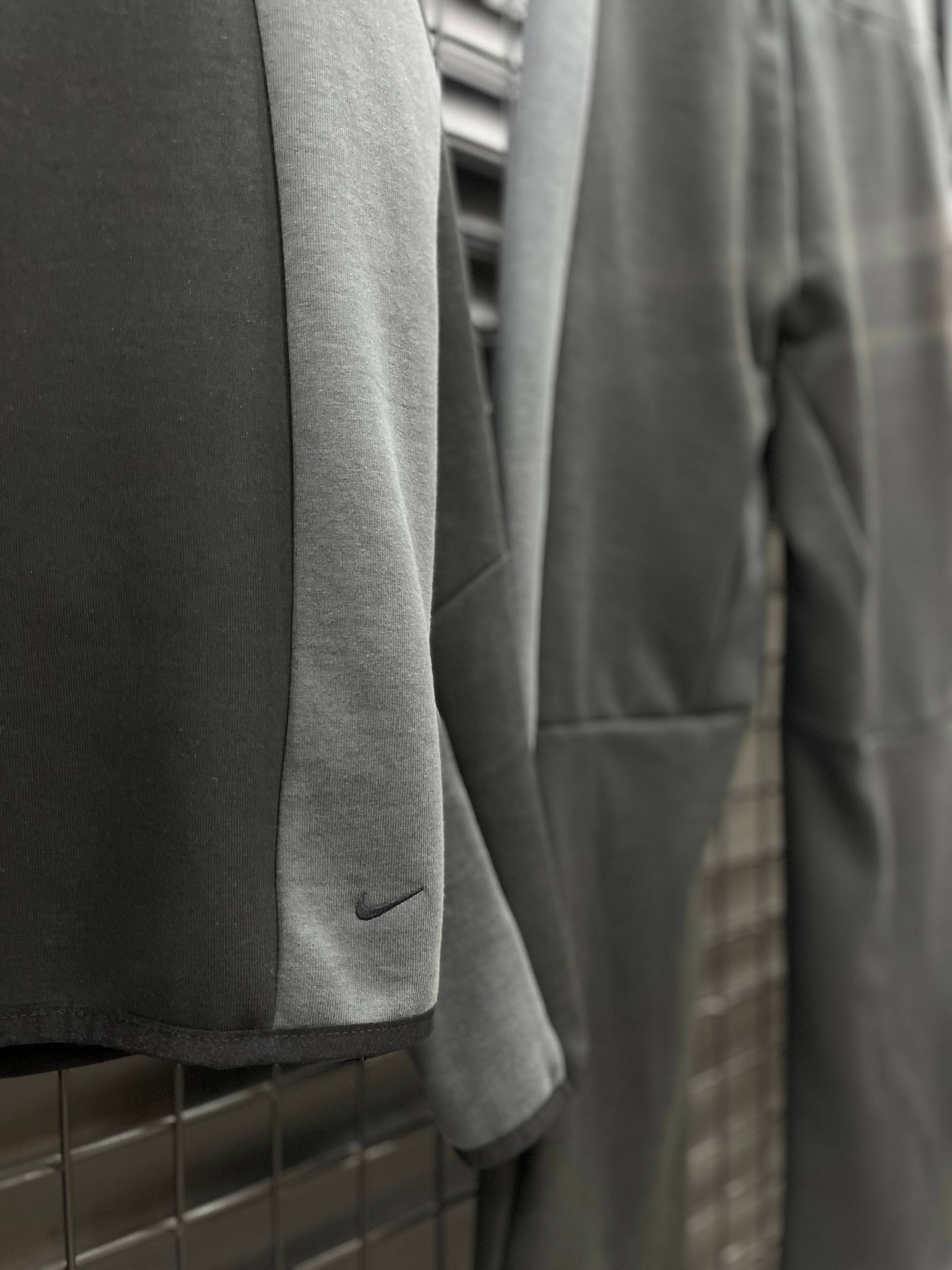 TECH FLEECE 2026 TAKIM - SIYAH